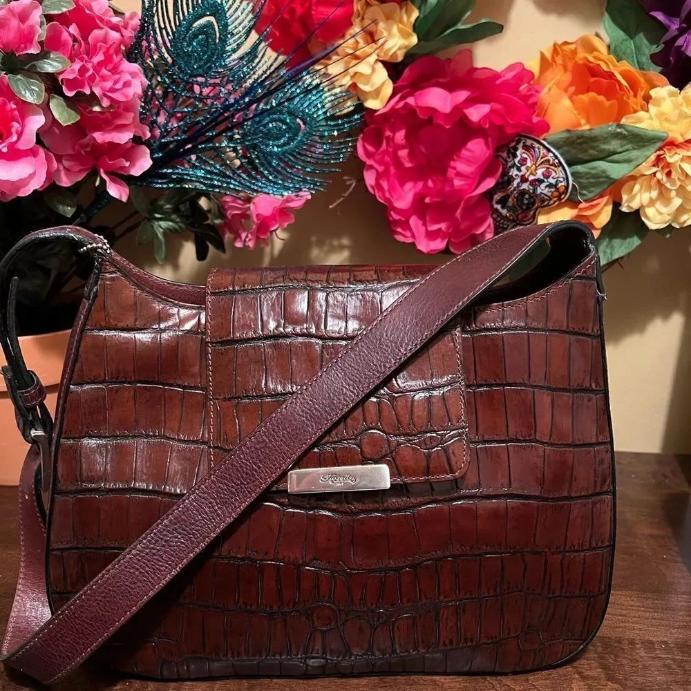 Fossil Crocodile Embossed Brown Leather Purse